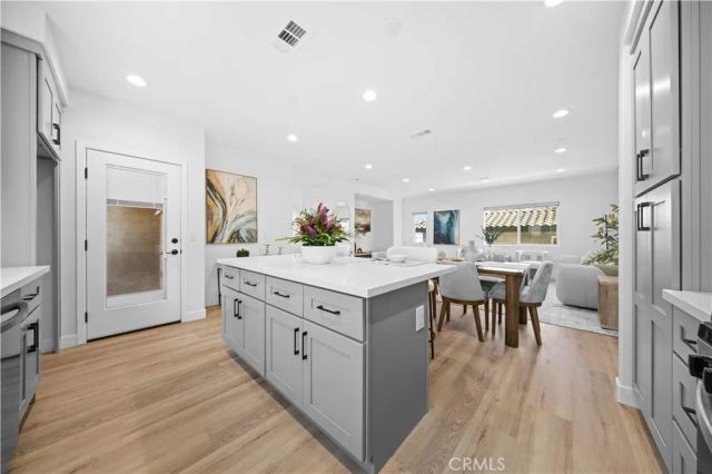 7692 9th Street 106, Buena Park, CA 90621