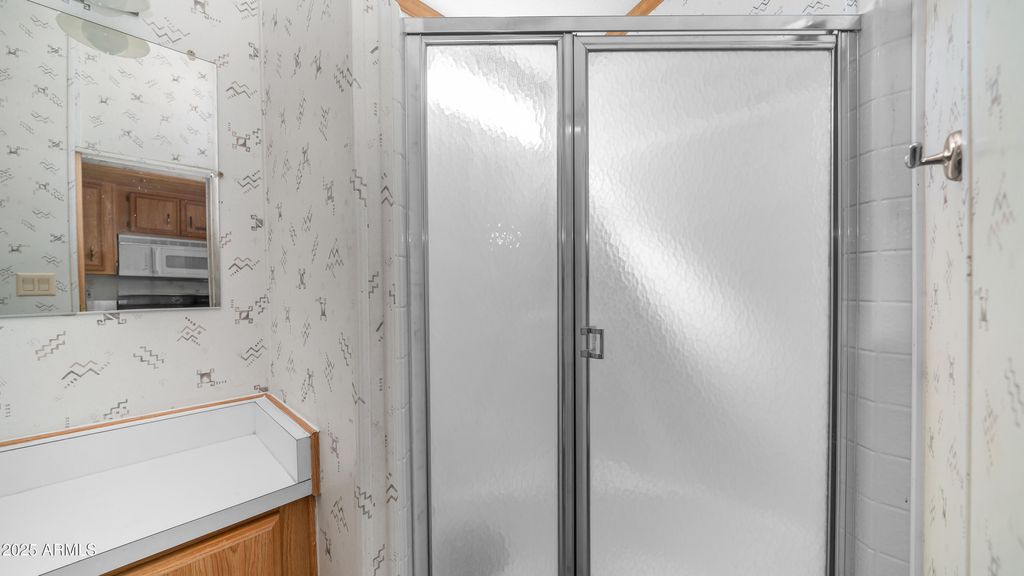 Image 18 of property listing at 932 NICKEL Drive 932, Apache Junction, AZ 85119