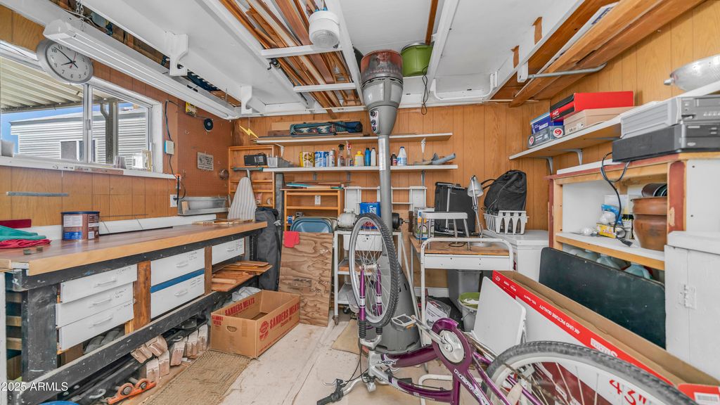 Image 23 of property listing at 932 NICKEL Drive 932, Apache Junction, AZ 85119