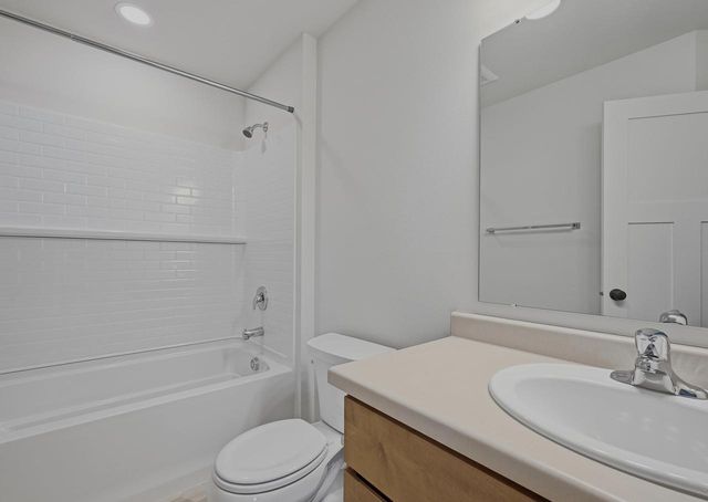 2540 Koshkonong Way, Sun Prairie, WI 53590