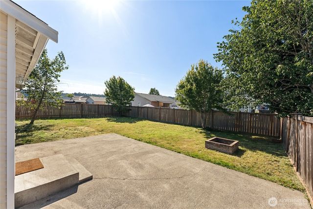 305 Nelsen Street NE, Orting, WA 98360