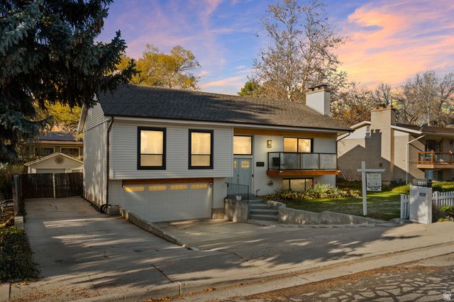 4650 S CHAPEL DR, Holladay, UT 84117