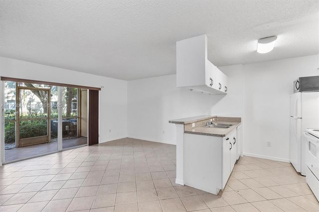 450 S Park Road 5105, Hollywood, FL 33021