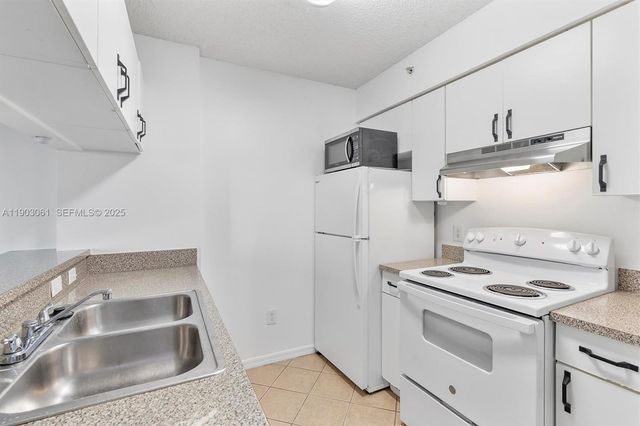450 S Park Road 5105, Hollywood, FL 33021