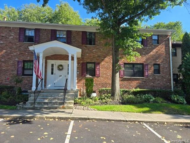 448 Somerset Drive H, Pearl River, NY 10965