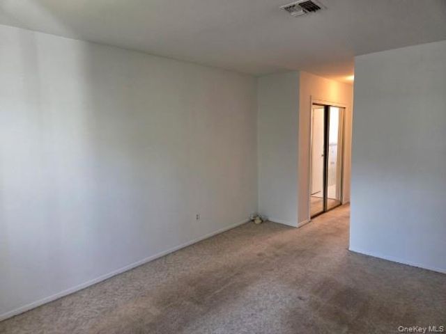 448 Somerset Drive H, Pearl River, NY 10965