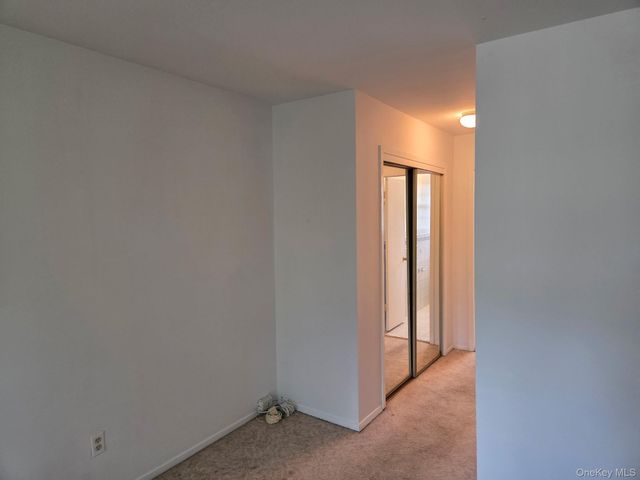 448 Somerset Drive H, Pearl River, NY 10965