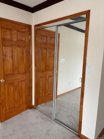 7520 167th Street, Fresh Meadows, NY 11366