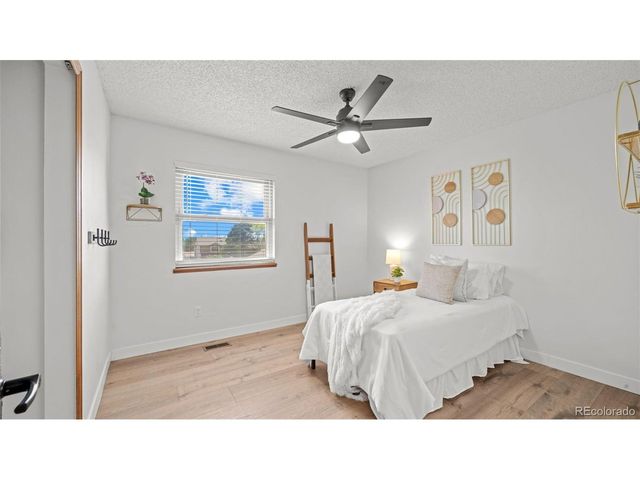 2024 Ambleside Dr, Colorado Springs, CO 80915