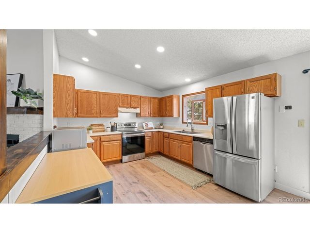 2024 Ambleside Dr, Colorado Springs, CO 80915