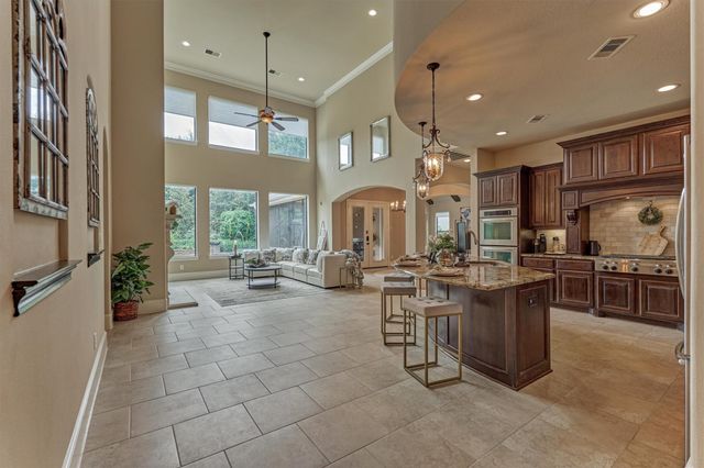 107 Sunridge Court, Montgomery, TX 77316