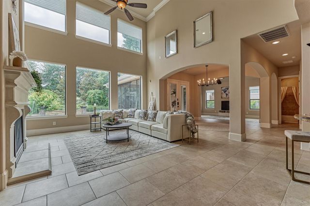 107 Sunridge Court, Montgomery, TX 77316