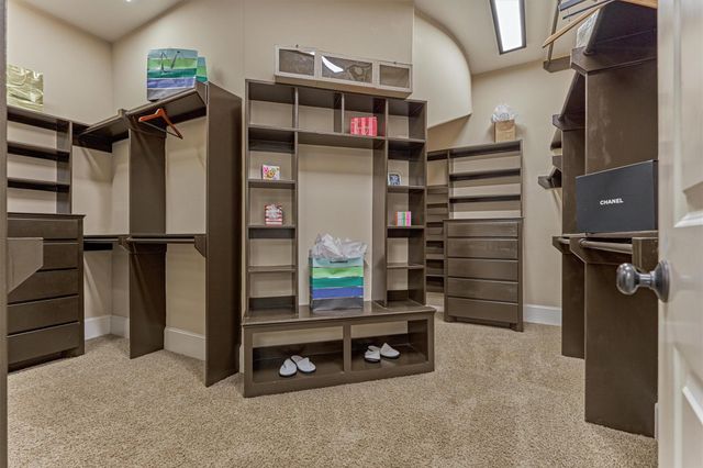 107 Sunridge Court, Montgomery, TX 77316