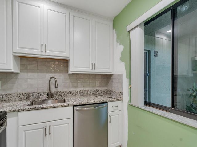 800 NW Fork Road 10-6, Stuart, FL 34994
