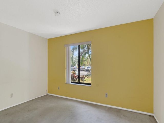 800 NW Fork Road 10-6, Stuart, FL 34994
