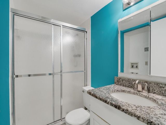 800 NW Fork Road 10-6, Stuart, FL 34994