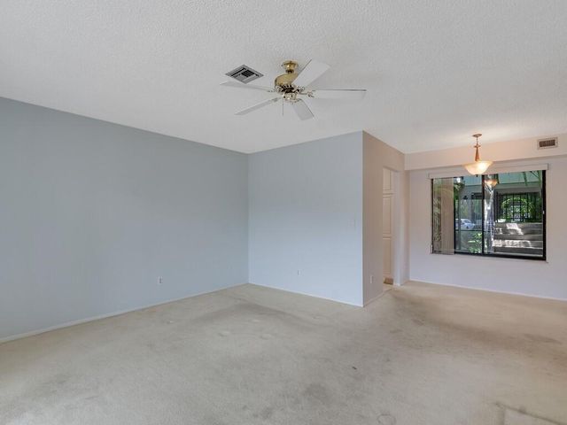 800 NW Fork Road 10-6, Stuart, FL 34994