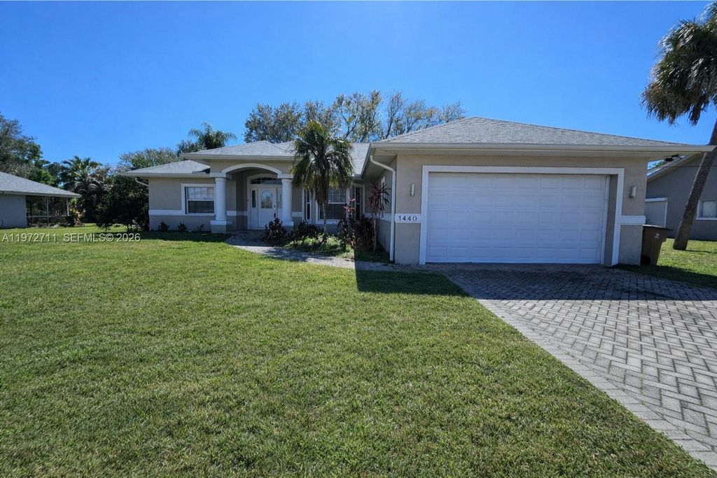 1440 Graham Circle 1440, Lehigh Acres, FL 33936