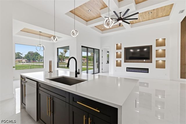 3000 11th ST W, Lehigh Acres, FL 33971