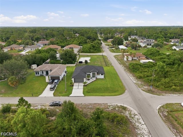 3000 11th ST W, Lehigh Acres, FL 33971