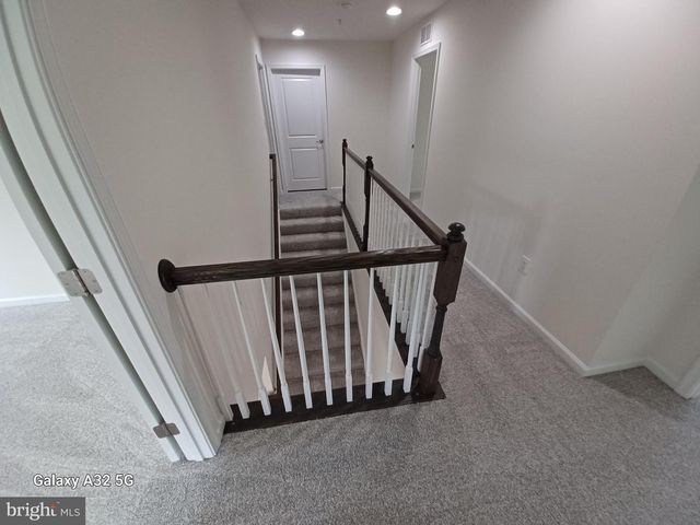 8209 HERALDRY DR, Severn, MD 21144