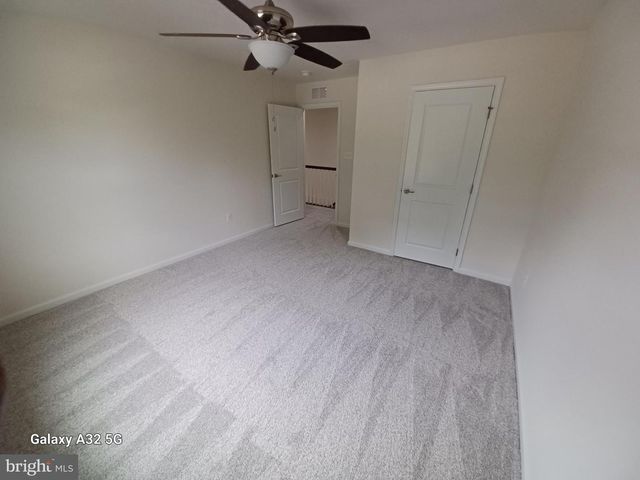 8209 HERALDRY DR, Severn, MD 21144