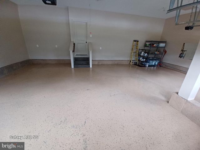 8209 HERALDRY DR, Severn, MD 21144