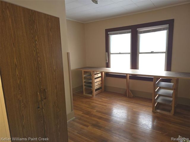 2410 Flushing Road, Flint, MI 48504