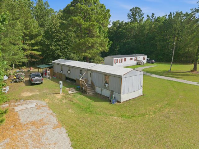 1154 Edgewater Road, Pineville, SC 29468