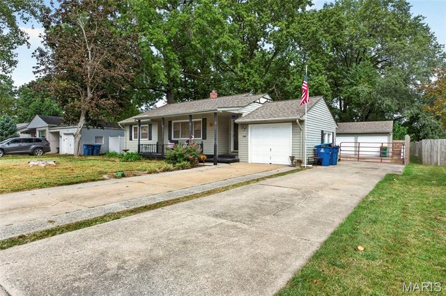 2125 Lindell Boulevard, Granite City, IL 62040