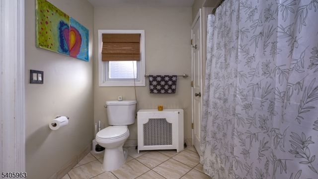 9 Scalza Ln, Lincoln Park Boro, NJ 07035