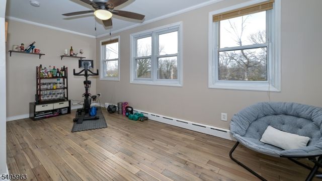 9 Scalza Ln, Lincoln Park Boro, NJ 07035