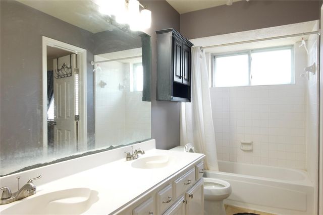 16306 Ash Point Lane, Sugar Land, TX 77498