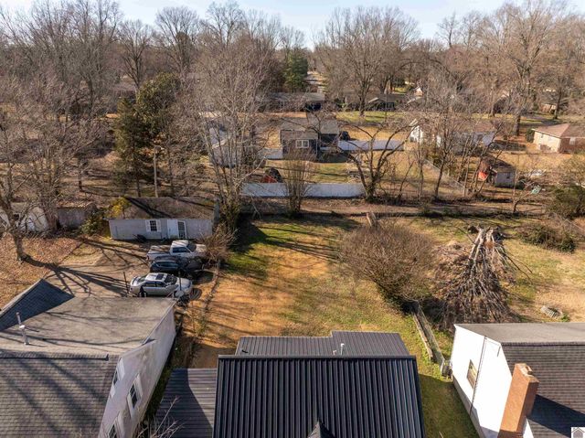 767 N 36th St, Paducah, KY 42001