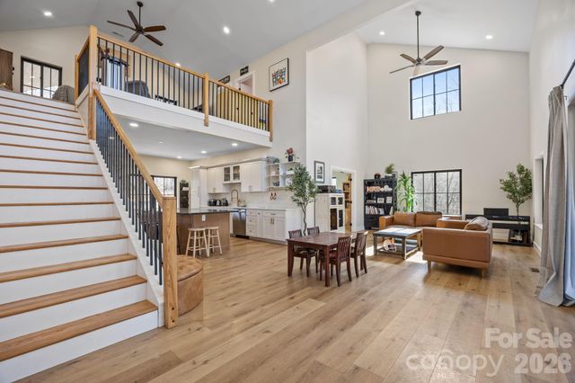 215 Ridgeway Road, Candler, NC 28715