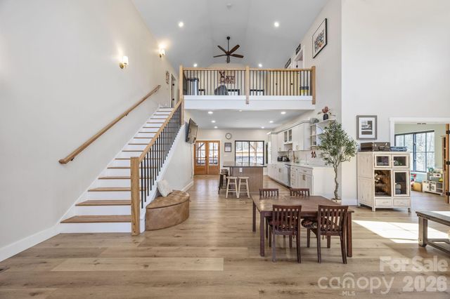 215 Ridgeway Road, Candler, NC 28715