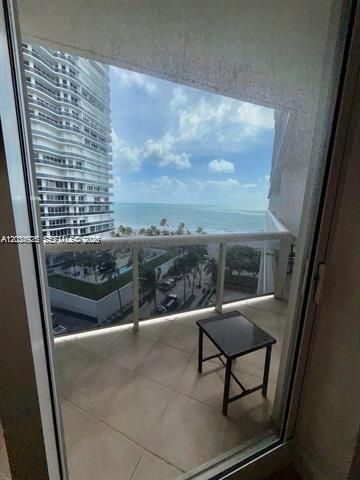 9595 Collins Ave N8-I, Surfside, FL 33154