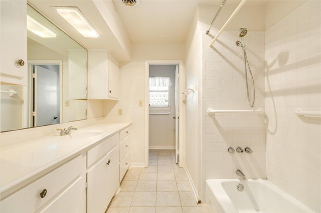 7721 Beluche Drive, Galveston, TX 77551