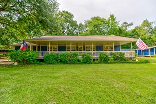 180 Beechcreek Wood Road, Livingston, TX 77351
