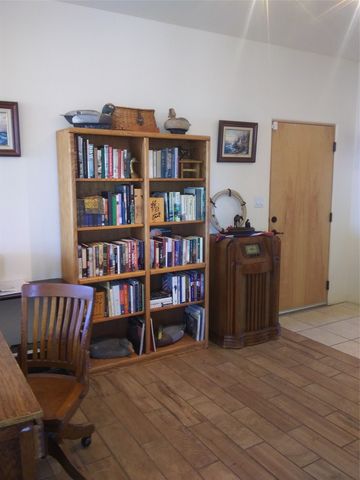 136 Calle Galisteo, Santa Fe, NM 87508