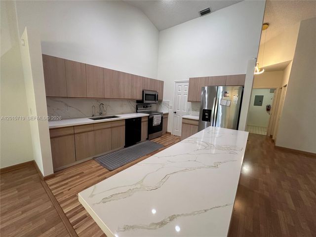 5790 Coach House Cir E, Boca Raton, FL 33486
