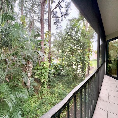 5790 Coach House Cir E, Boca Raton, FL 33486