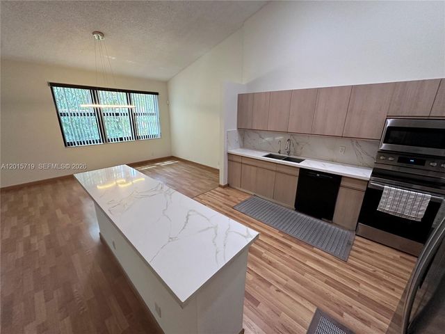 5790 Coach House Cir E, Boca Raton, FL 33486