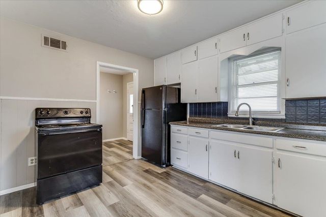 4551 S Walnut Ave, Wichita, KS 67217