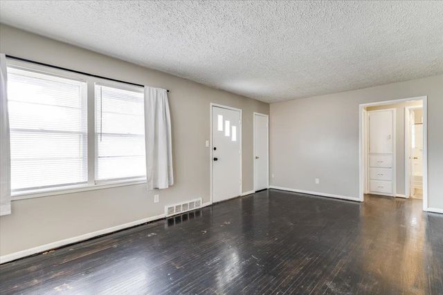 4551 S Walnut Ave, Wichita, KS 67217