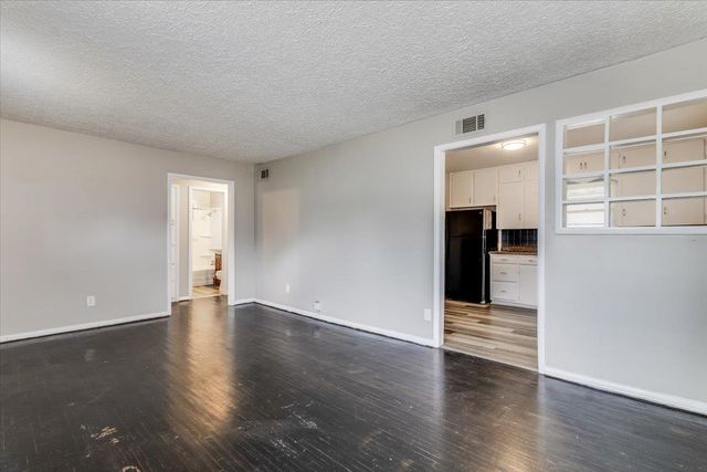 4551 S Walnut Ave, Wichita, KS 67217