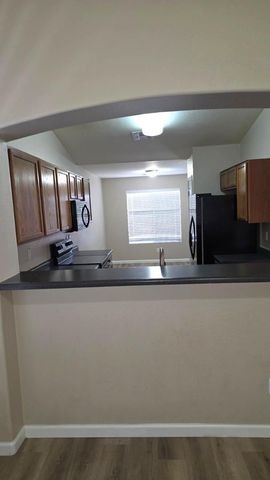 11319 W Brittlewood Drive, Phoenix, AZ 85037