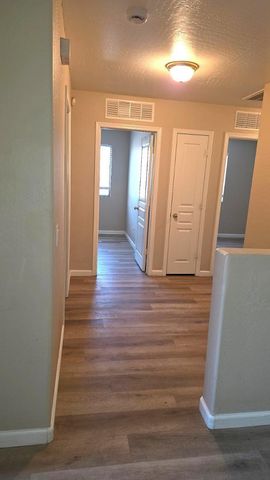 11319 W Brittlewood Drive, Phoenix, AZ 85037