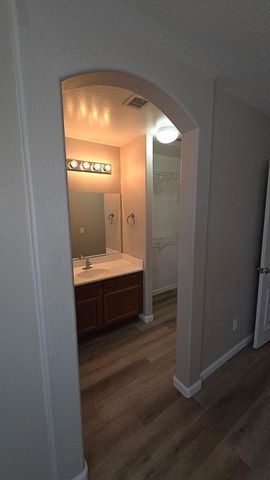 11319 W Brittlewood Drive, Phoenix, AZ 85037