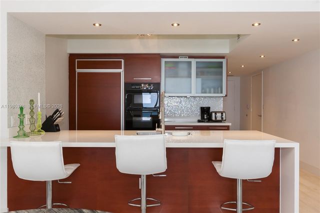 1830 S OCEAN DR. 3711, Hallandale Beach, FL 33009